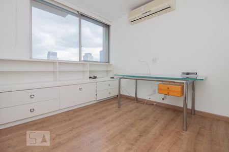 Escritório de apartamento para alugar com 1 quarto, 55m² em Real Parque, São Paulo