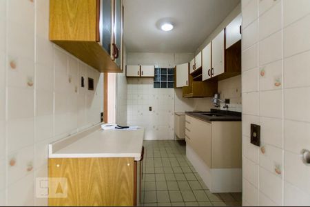 Cozinha de apartamento para alugar com 2 quartos, 64m² em Vila Yara, Osasco