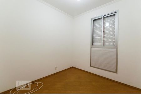 Quarto de apartamento para alugar com 2 quartos, 64m² em Vila Yara, Osasco