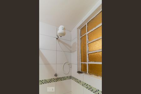 Banheiro - Chuveiro Elétrico de kitnet/studio para alugar com 1 quarto, 35m² em Bela Vista, São Paulo