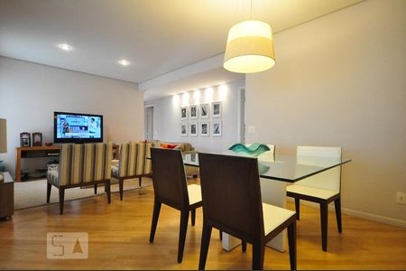 mesa de jantar de apartamento à venda com 3 quartos, 157m² em Vila Suzana, São Paulo