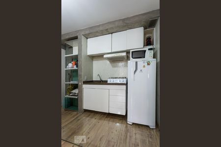 Cozinha de kitnet/studio à venda com 1 quarto, 45m² em Jardim Europa, São Paulo