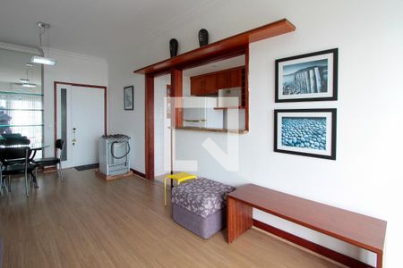 Sala de apartamento para alugar com 1 quarto, 66m² em Barra da Tijuca, Rio de Janeiro