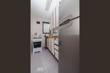 Cozinha de apartamento para alugar com 1 quarto, 46m² em Vila Andrade, São Paulo