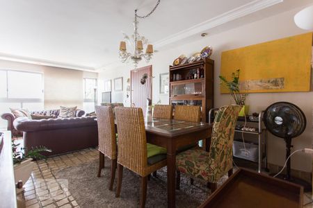 Sala de apartamento à venda com 3 quartos, 156m² em Cerqueira César, São Paulo
