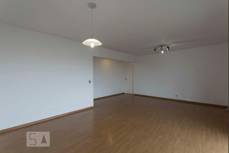 Sala de apartamento para alugar com 4 quartos, 142m² em Mirandópolis, São Paulo