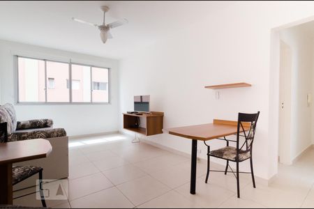 Apartamento à venda com 66m², 1 quarto e sem vagaSala