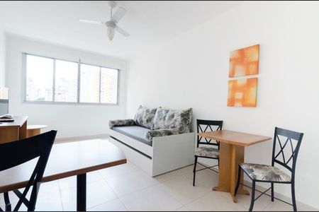 Apartamento à venda com 67m², 1 quarto e sem vagaSala