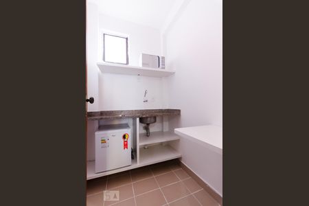 Cozinha de kitnet/studio à venda com 1 quarto, 16m² em Vila Lídia, Campinas