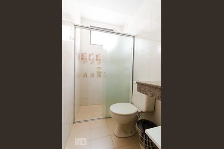 Banheiro de kitnet/studio à venda com 1 quarto, 16m² em Vila Lídia, Campinas