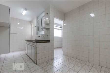 Cozinha de apartamento para alugar com 3 quartos, 94m² em Perdizes, São Paulo