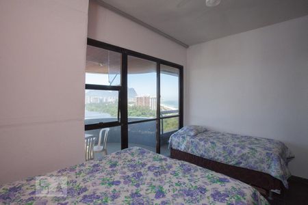 Quarto 1 de apartamento à venda com 2 quartos, 72m² em Barra da Tijuca, Rio de Janeiro