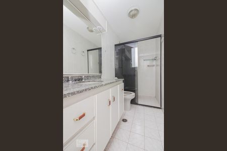 Banheiro de apartamento à venda com 3 quartos, 119m² em Vila Andrade, São Paulo