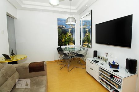 Sala. de apartamento para alugar com 2 quartos, 60m² em Flamengo, Rio de Janeiro