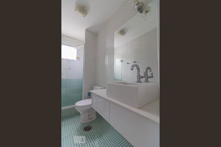 Banheiro de apartamento à venda com 2 quartos, 81m² em Rudge Ramos, São Bernardo do Campo