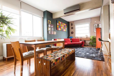 Sala de apartamento à venda com 2 quartos, 105m² em Bela Vista, São Paulo