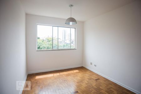 Sala de apartamento para alugar com 1 quarto, 55m² em Jardim da Glória, São Paulo