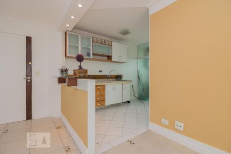 Cozinha de apartamento para alugar com 1 quarto, 50m² em Vila Suzana , São Paulo