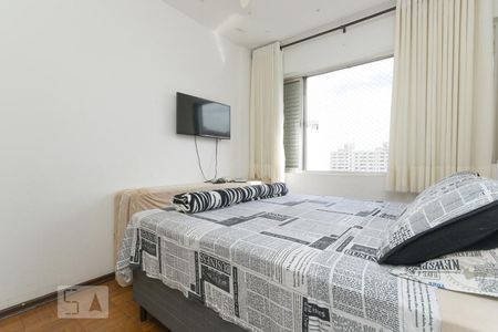 Quarto de apartamento à venda com 2 quartos, 73m² em Pinheiros, São Paulo