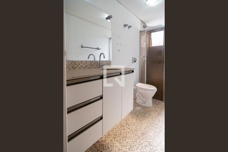 Banheiro Social de apartamento à venda com 2 quartos, 74m² em Brooklin Paulista, São Paulo