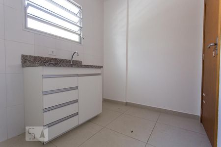 Cozinha de kitnet/studio para alugar com 1 quarto, 34m² em Bela Vista, São Paulo