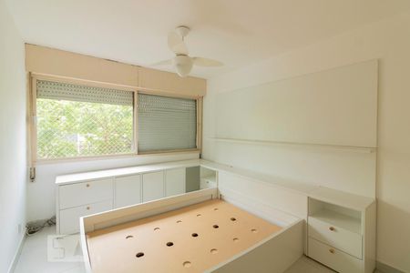 Quarto 1 de apartamento para alugar com 3 quartos, 85m² em Vila Olímpia, São Paulo
