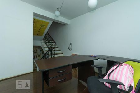 Entrada de casa à venda com 3 quartos, 190m² em Vila Madalena, São Paulo
