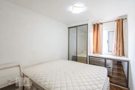 Suíte de apartamento à venda com 2 quartos, 70m² em Vila Valparaíso, Santo André