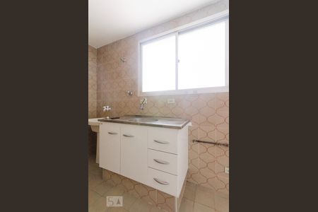 Cozinha de apartamento para alugar com 1 quarto, 57m² em Centro, Campinas