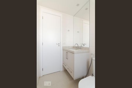 Suíte de apartamento para alugar com 1 quarto, 57m² em Cambuí, Campinas