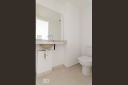 Lavabo de apartamento para alugar com 1 quarto, 57m² em Cambuí, Campinas