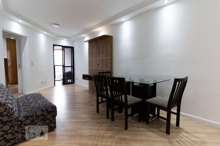 Sala de apartamento para alugar com 3 quartos, 72m² em Vila Brasílio Machado, São Paulo