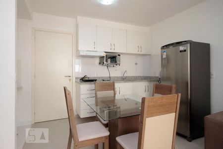 Cozinha de apartamento para alugar com 1 quarto, 37m² em Consolação, São Paulo