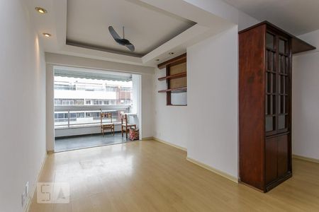 SALA de apartamento à venda com 2 quartos, 135m² em Barra da Tijuca, Rio de Janeiro