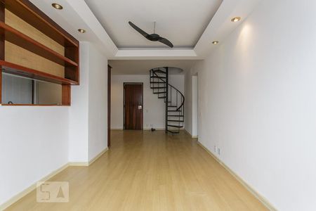 SALA de apartamento à venda com 2 quartos, 135m² em Barra da Tijuca, Rio de Janeiro