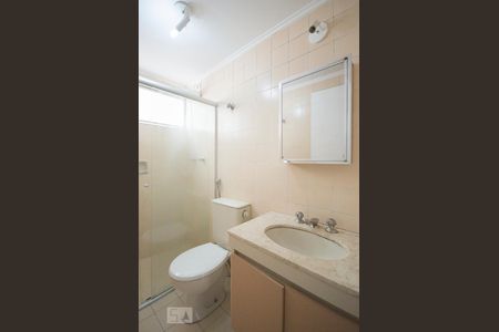 Banheiro de apartamento à venda com 2 quartos, 67m² em Cidade Monções, São Paulo