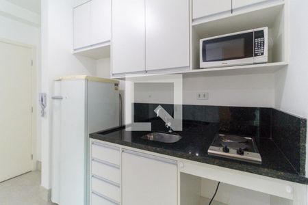 Sala e cozinha de apartamento para alugar com 1 quarto, 40m² em Paraíso, São Paulo