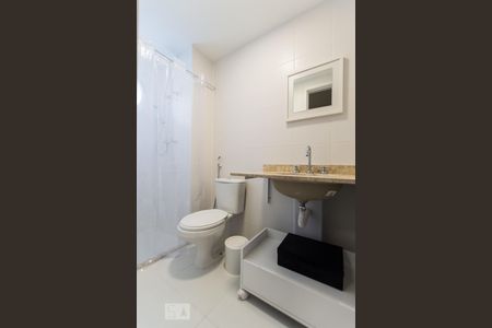 Banheiro da suíte de apartamento à venda com 1 quarto, 36m² em Barra Funda, São Paulo