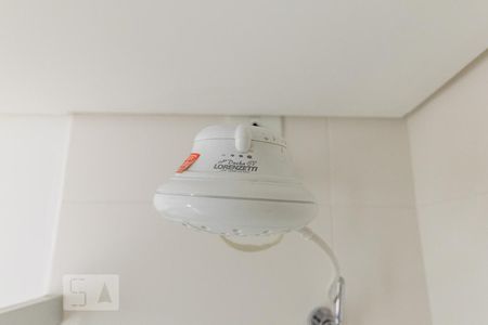 Ducha de apartamento para alugar com 2 quartos, 55m² em Vila Humaitá, Santo André