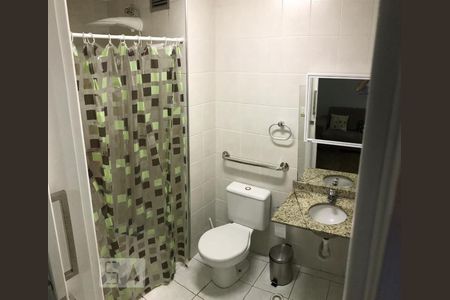 Banheiro de apartamento à venda com 1 quarto, 37m² em Rudge Ramos, São Bernardo do Campo