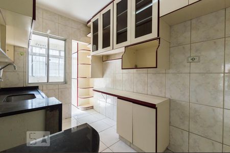 Cozinha de apartamento à venda com 2 quartos, 70m² em Vila Osasco, Osasco
