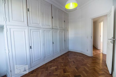 Quarto 1 de apartamento à venda com 3 quartos, 100m² em Laranjeiras, Rio de Janeiro