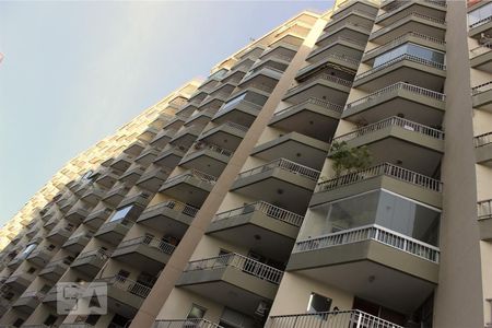 Fachada de apartamento para alugar com 1 quarto, 50m² em Barra da Tijuca, Rio de Janeiro