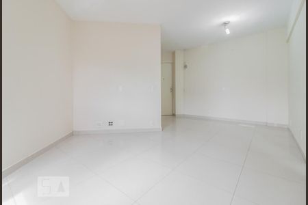 Sala de apartamento à venda com 2 quartos, 56m² em Jardim Arpoador, São Paulo