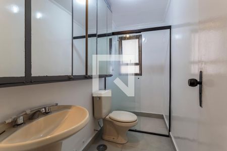 Banheiro de apartamento à venda com 1 quarto, 41m² em Indianópolis, São Paulo