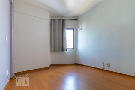 Quarto de apartamento à venda com 1 quarto, 56m² em Centro, Campinas