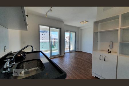 Cozinha de kitnet/studio à venda com 1 quarto, 33m² em Barra Funda, São Paulo