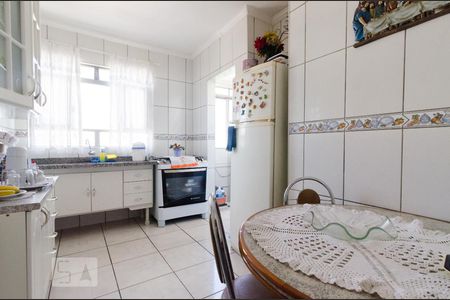 Cozinha de apartamento à venda com 2 quartos, 68m² em Jardim Nova Europa, Campinas