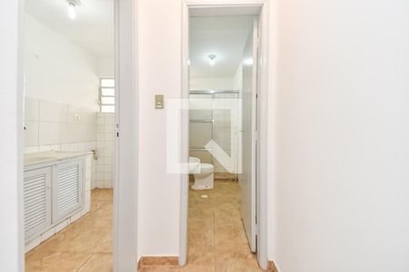 Corredor de apartamento para alugar com 1 quarto, 50m² em Bela Vista, São Paulo