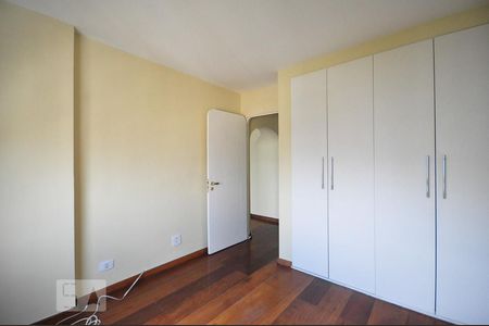 quarto de apartamento à venda com 2 quartos, 104m² em Vila Suzana, São Paulo